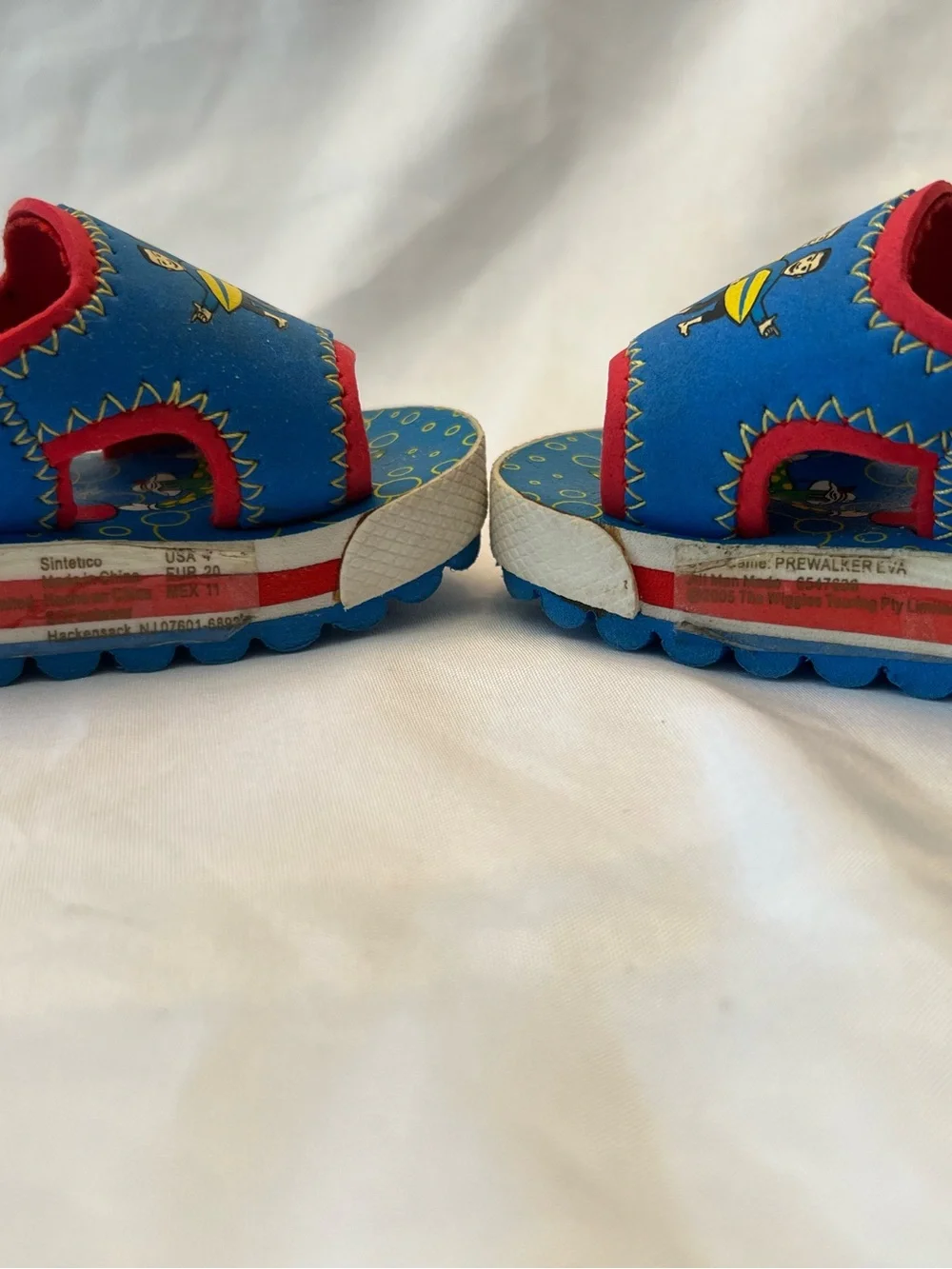 Kids The Wiggles Surfboard Sandals